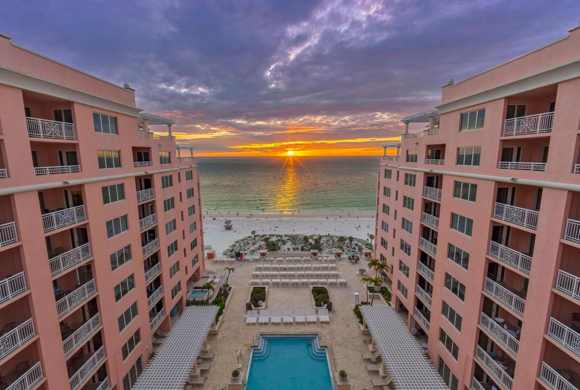 Hyatt Regency Clearwater Beach Resort & Spa Exterior photo
